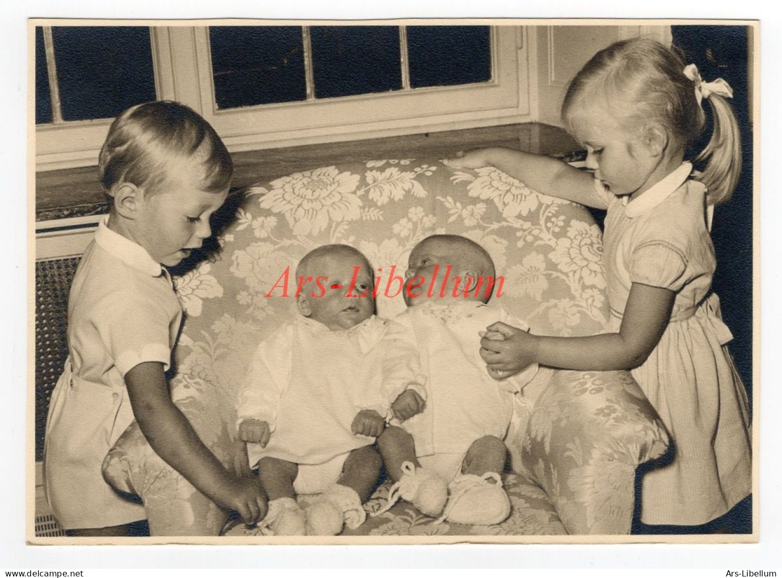 Large postcard / ROYALTY / famille grand-ducale luxembourgeoise / luxemburgische Monarchie / Pol Aschman / unused