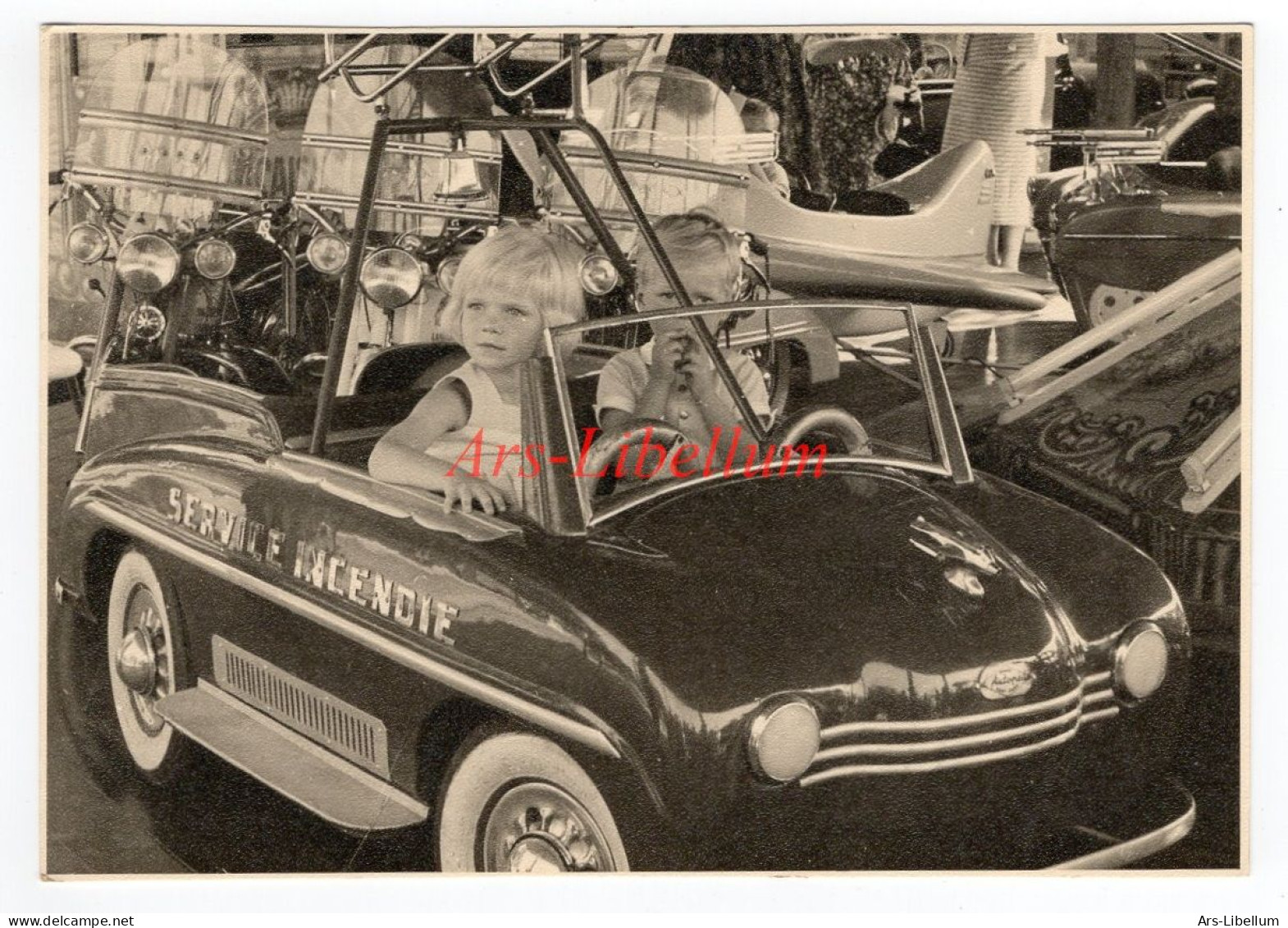 Large postcard / ROYALTY / famille grand-ducale luxembourgeoise / luxemburgische Monarchie / Pol Aschman / unused