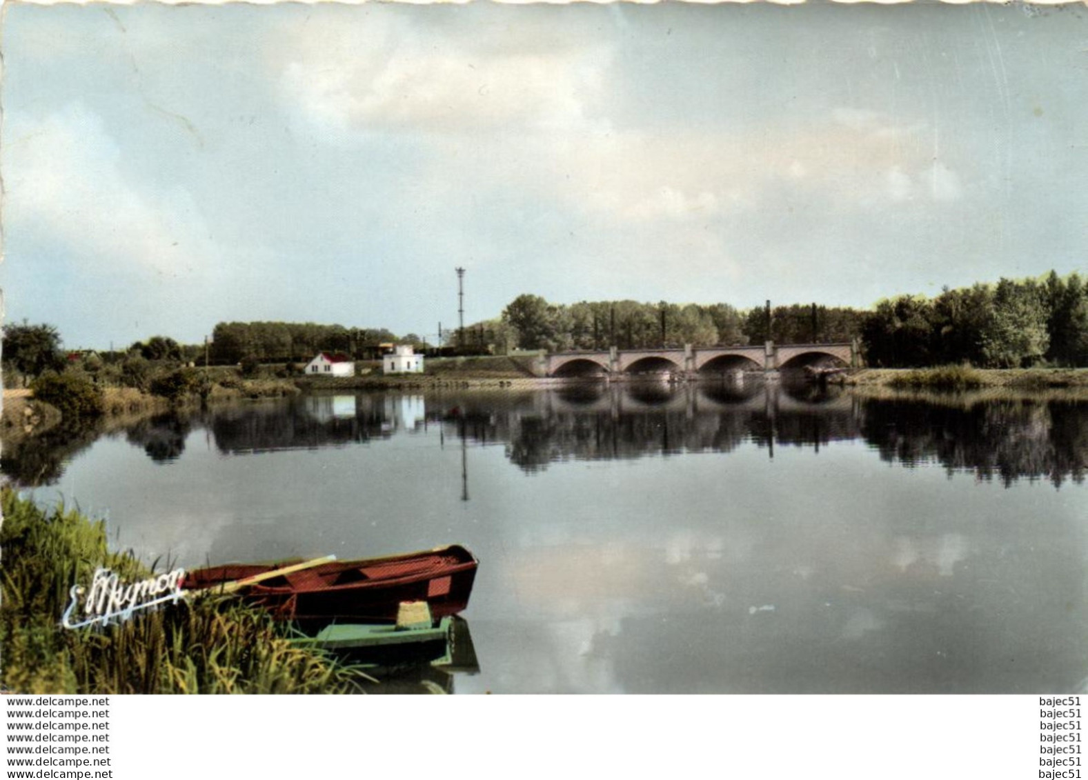 Laroche saint cydroine