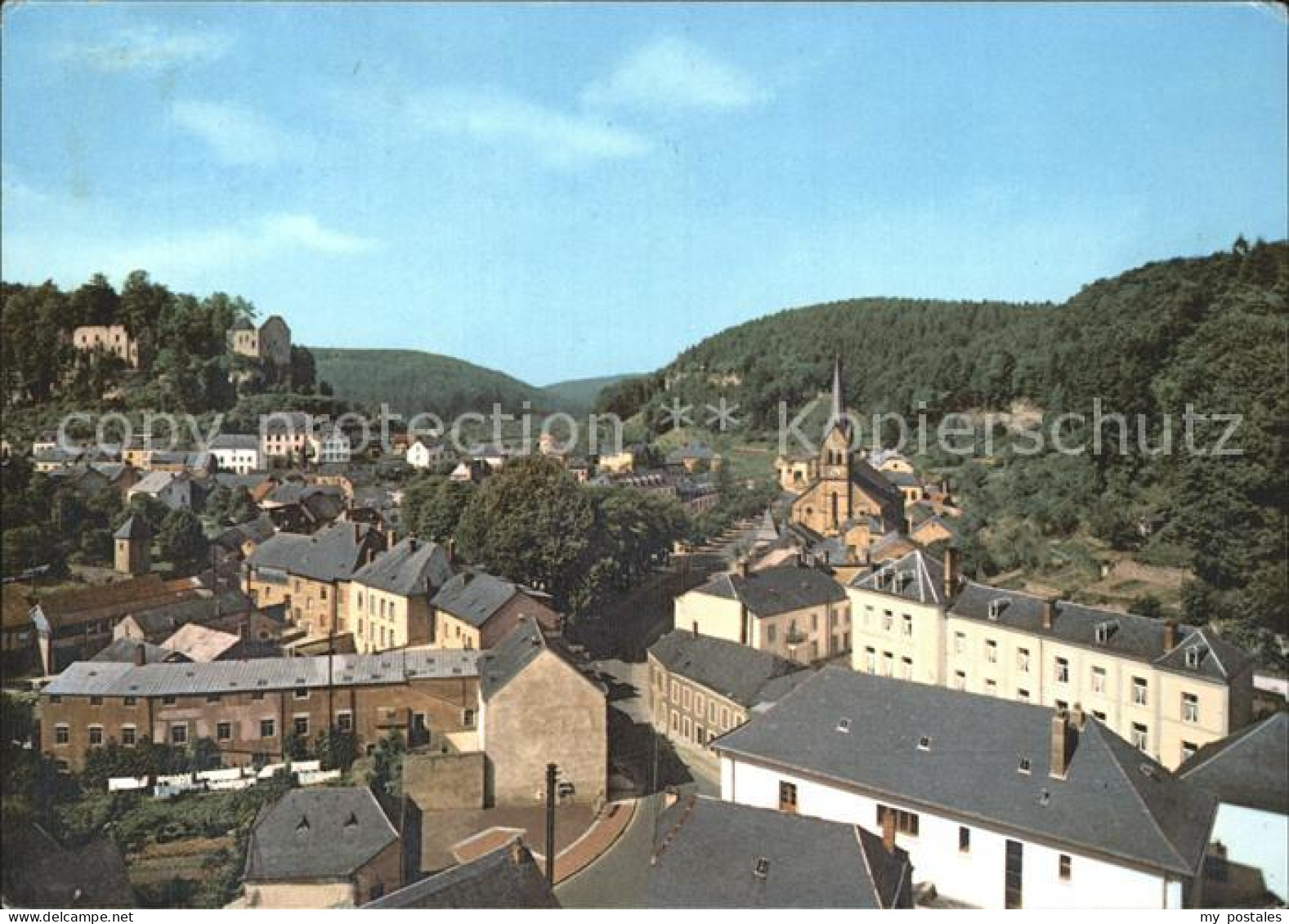 Larochette Luxembourg Vue generale Eglise