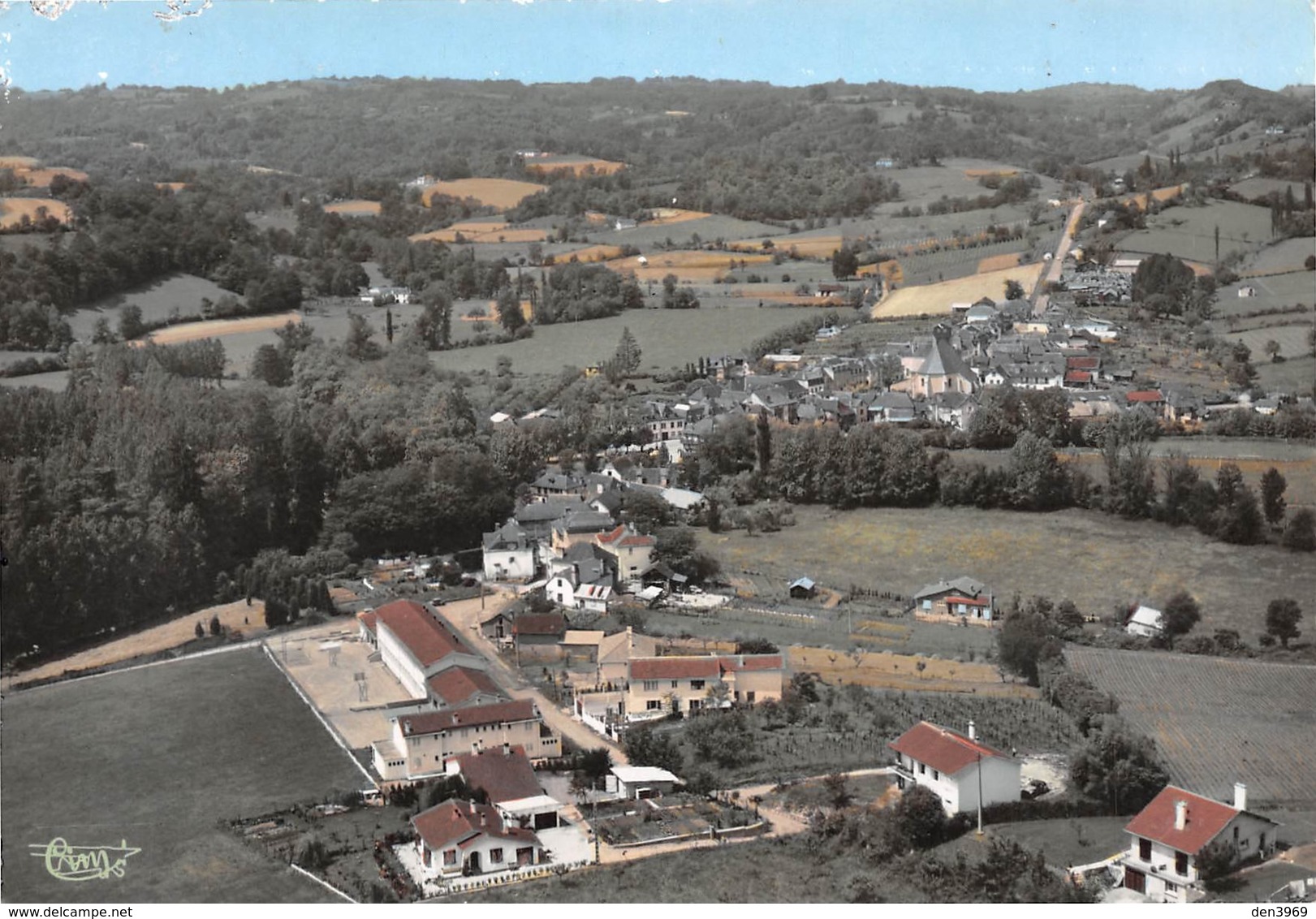 Lasseube - Vue générale aérienne