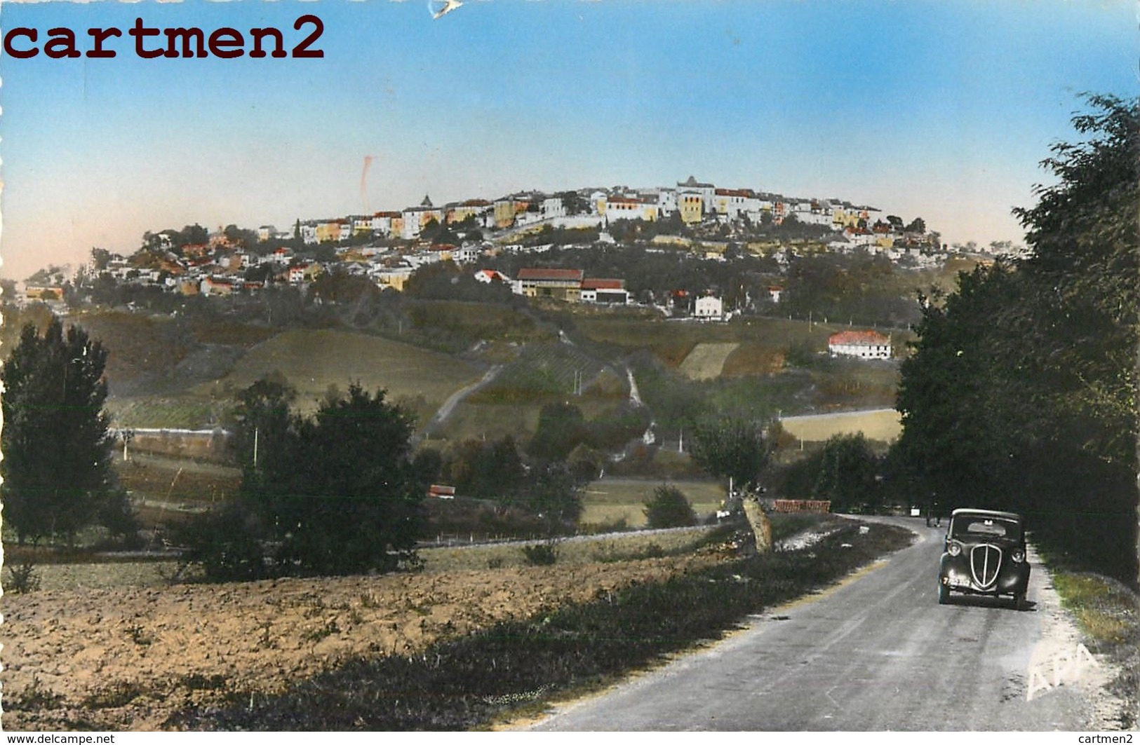 LAUZERTE VUE GENERALE ARRIVEE DE CAZES-MONDENARD 82 TARN-ET-GARONNE