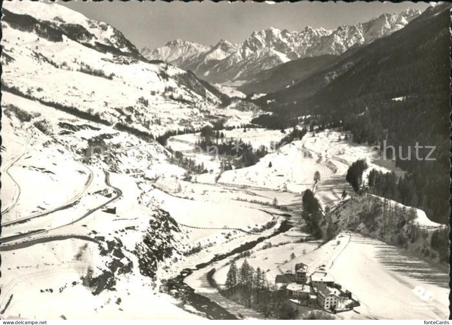 Lavin Luftaufnahme
