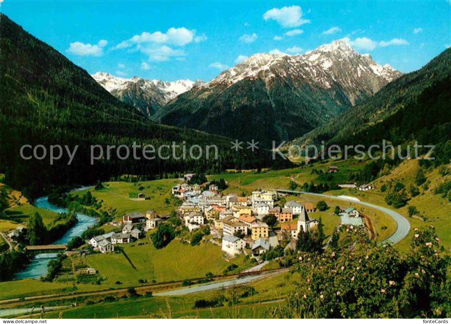 Lavin Panorama