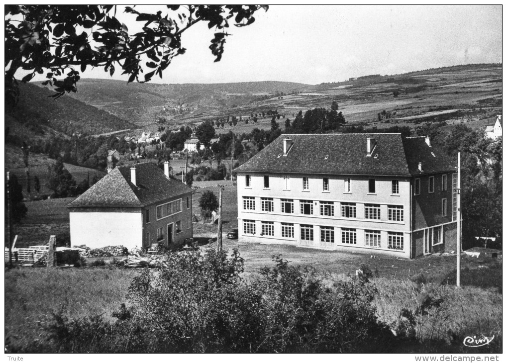 LE BLEYMARD LE COUR COMPLEMENTAIRE