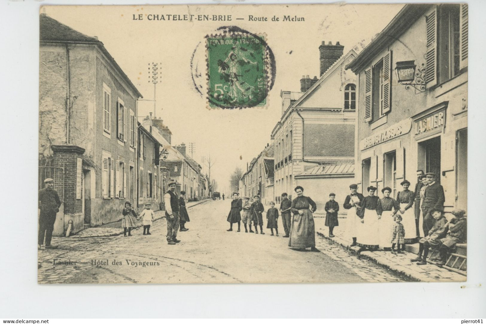 LE CHATELET EN BRIE - Route de Melun