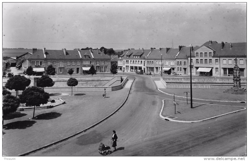 ¤¤   -  LE CHESNE   -  La Place   -  ¤¤