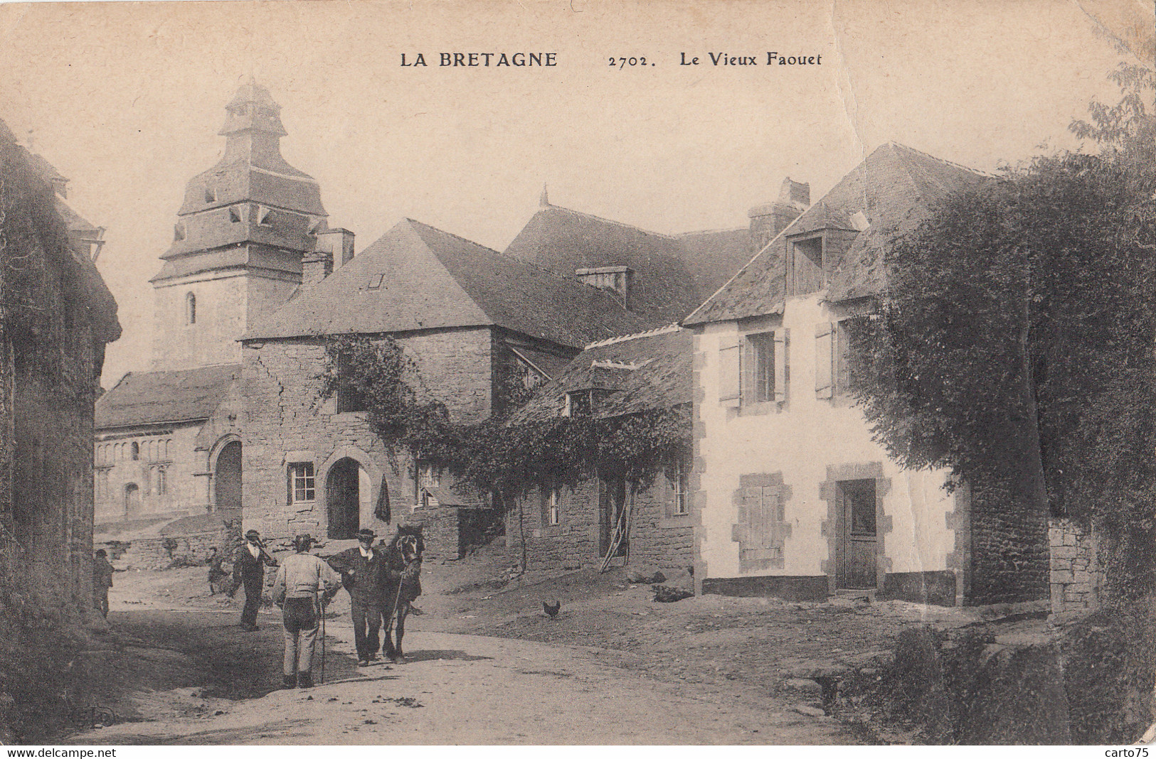 Le Faouët 56 - Eglise et rue de l'Eglise - Le vieux Faouët