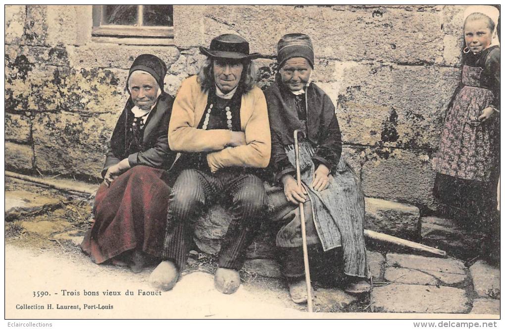 Le Faouet  Faouet   56     Trois bon vieux du Faouet