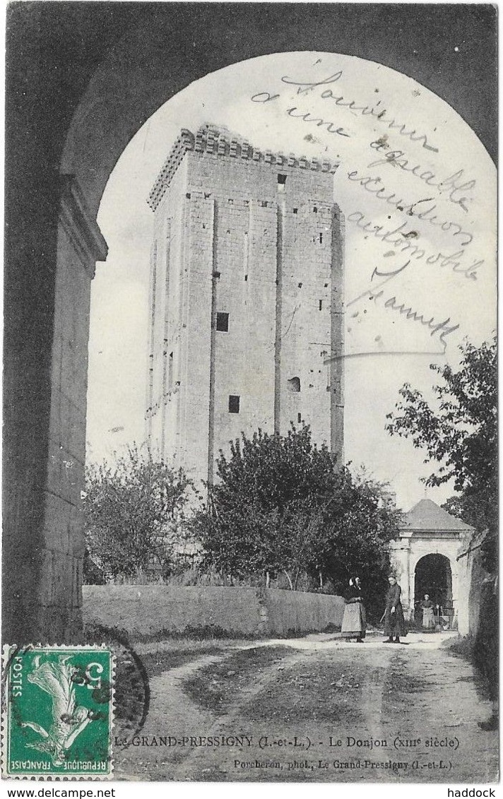 LE GRAND-PRESSIGNY : LE DONJON