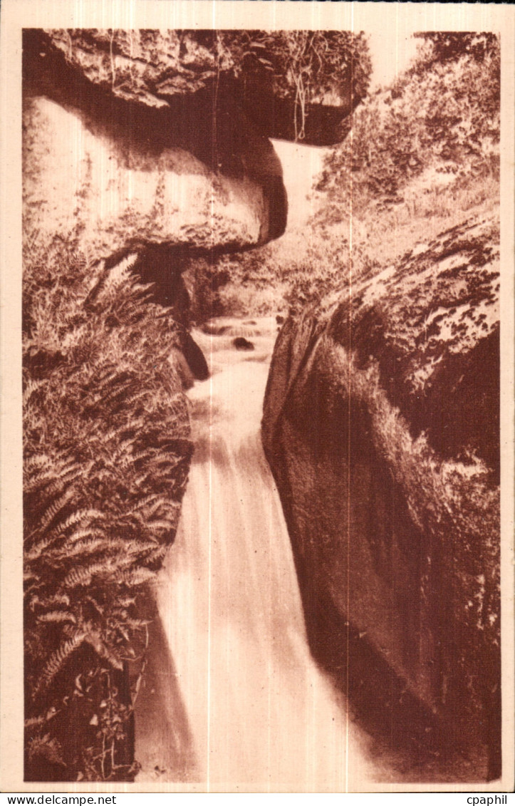Le Huelgoat - Le Gouffre - CPA