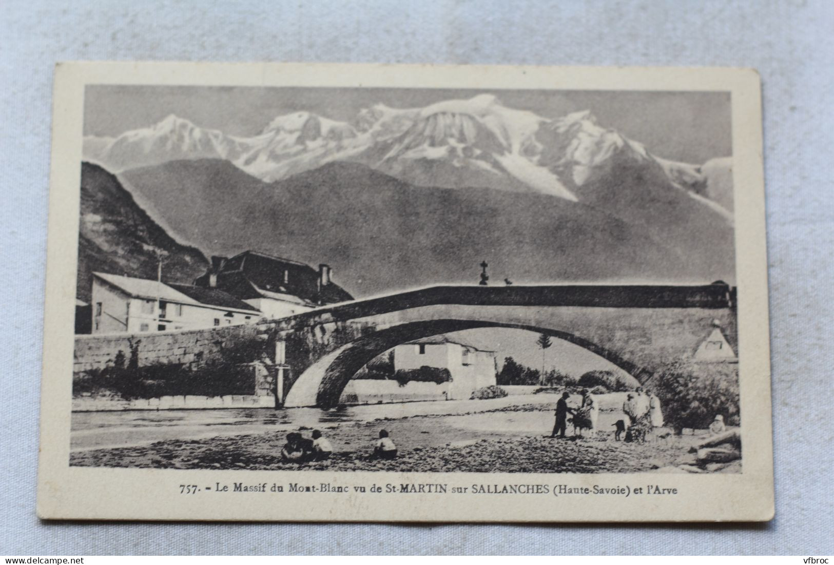 le massif du Mont Blanc vu de saint Martin sur Sallanches et l'Arve, Haute Savoie 74