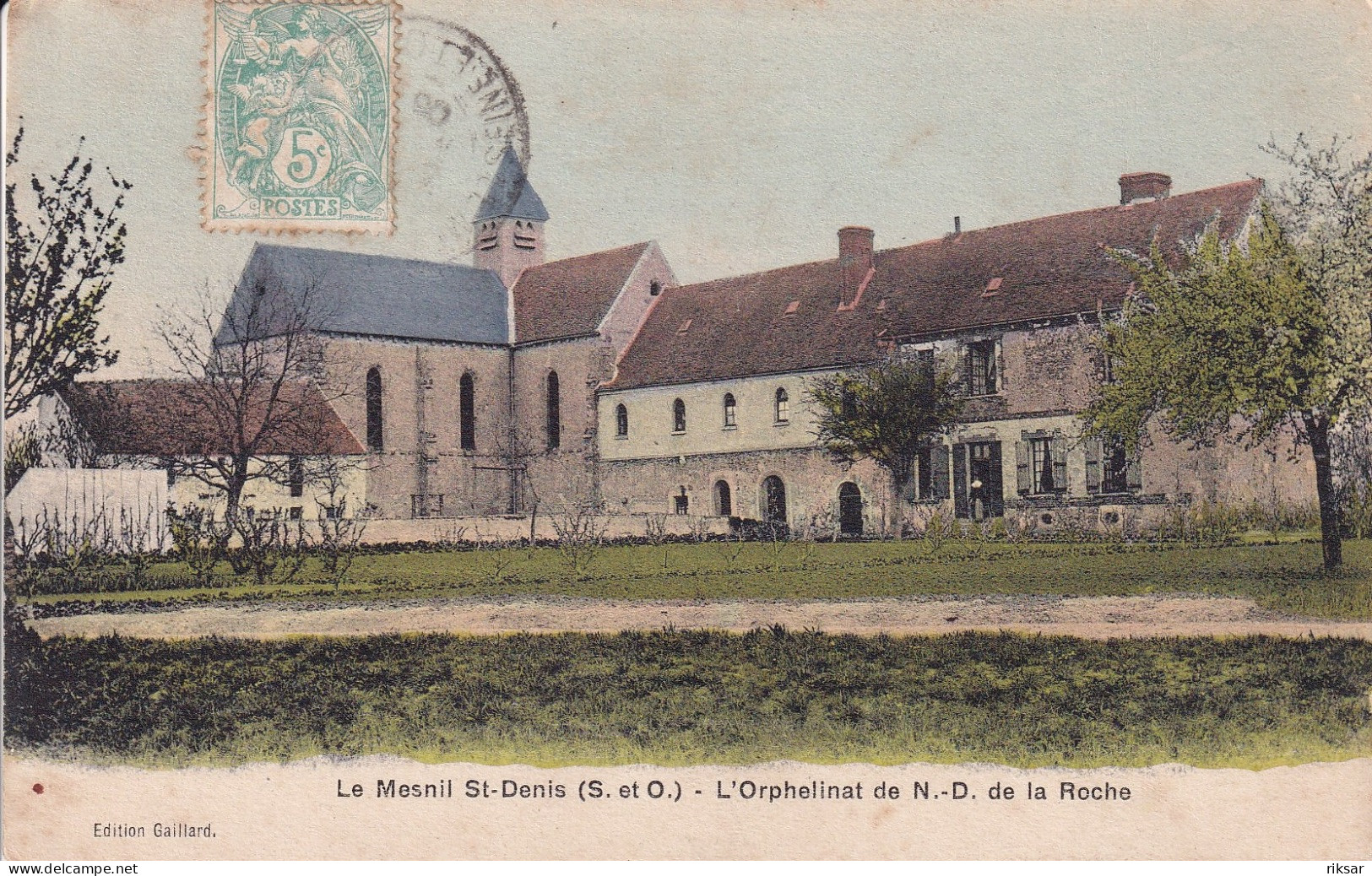 LE MESNIL SAINT DENIS