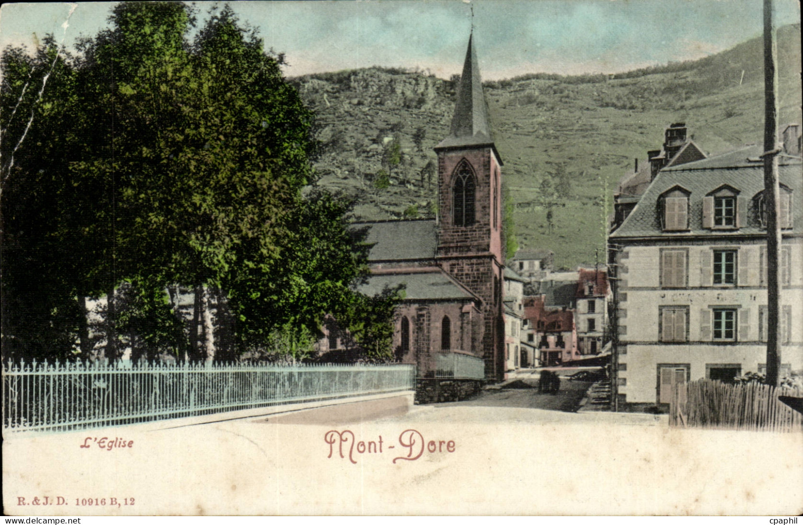 Le Mont Dore - L'Eglise - CPA