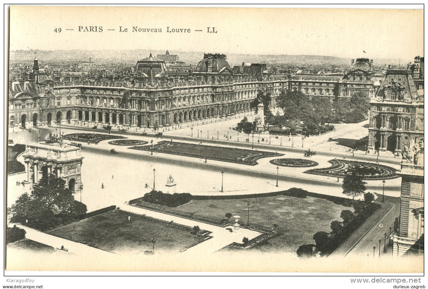 Le Nouveau Louvre postcard not travelled bb