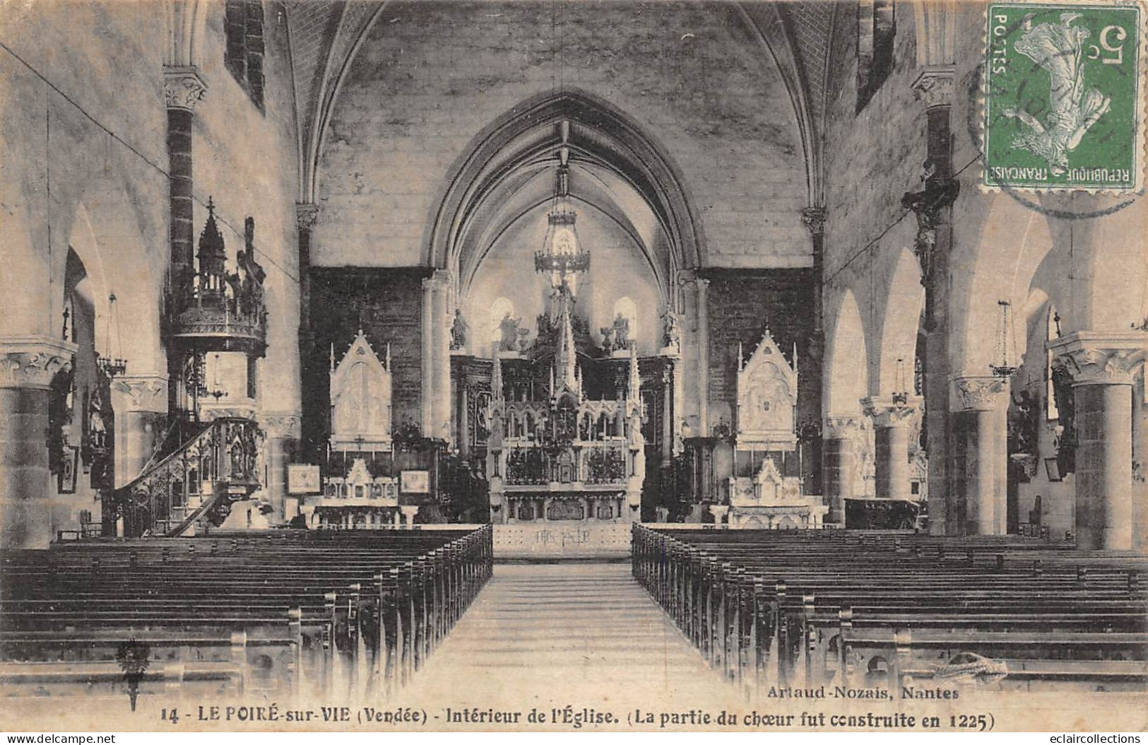 Le Poiré sur Vie          85        Intérieur de l'Eglise   N° 14    (voir scan)