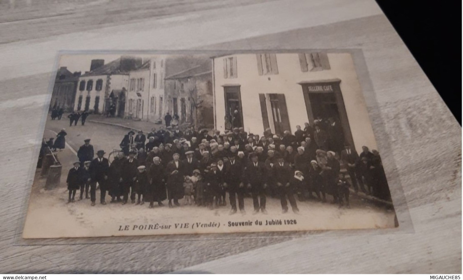 le POIRE SUR VIE   souvenir du Jubilé 1926