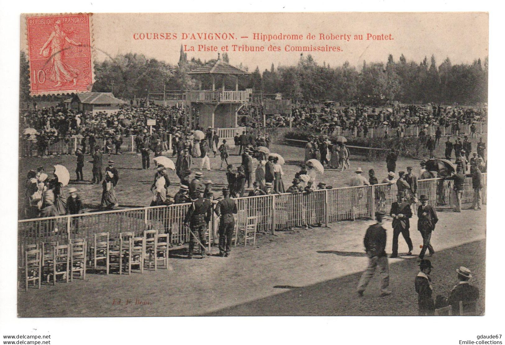 LE PONTET (84) - COURSES D'AVIGNON - HIPPODROME DE ROBERTY AU PONTET LA PELOUSE - LA PISTE ET TRIBUNE DES COMMISSAIRES
