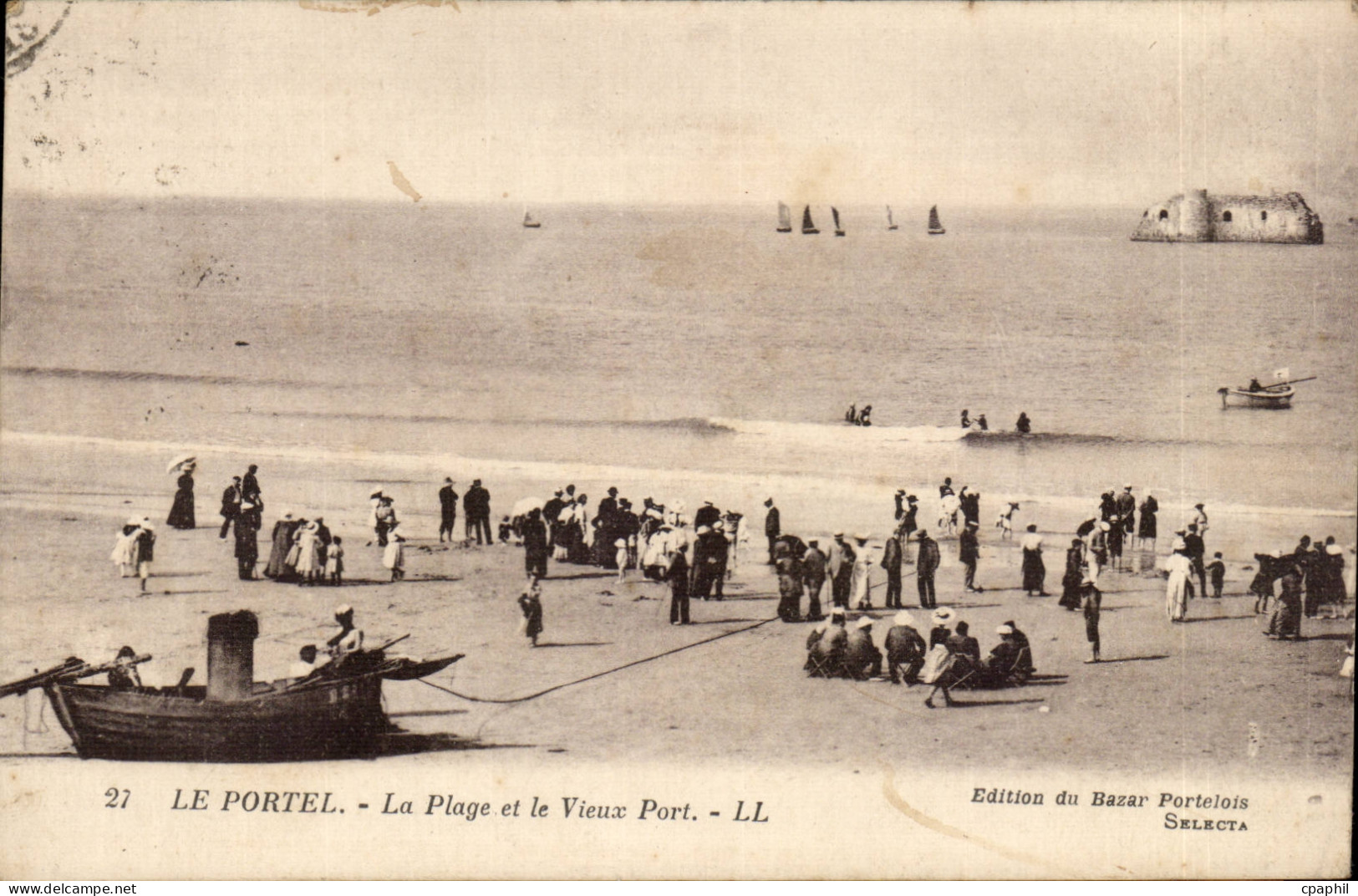 Le Portel - la Plage et le Vieux Port - CPA