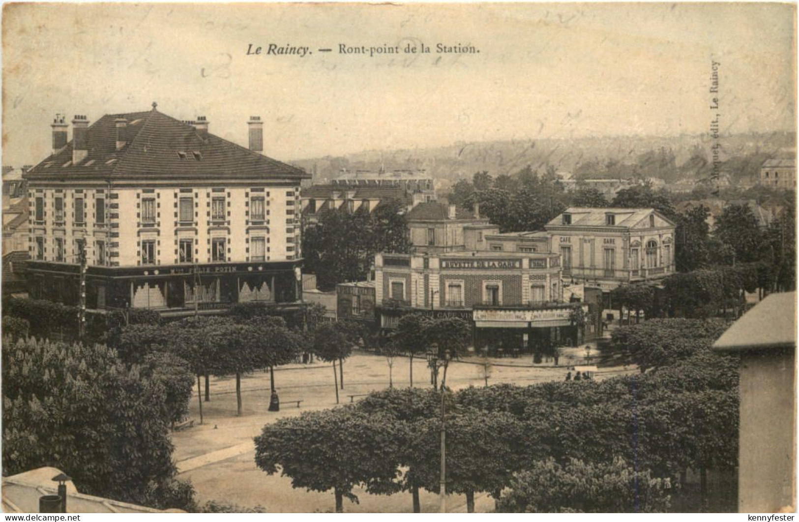 Le Raincy - Ront-point de la Station