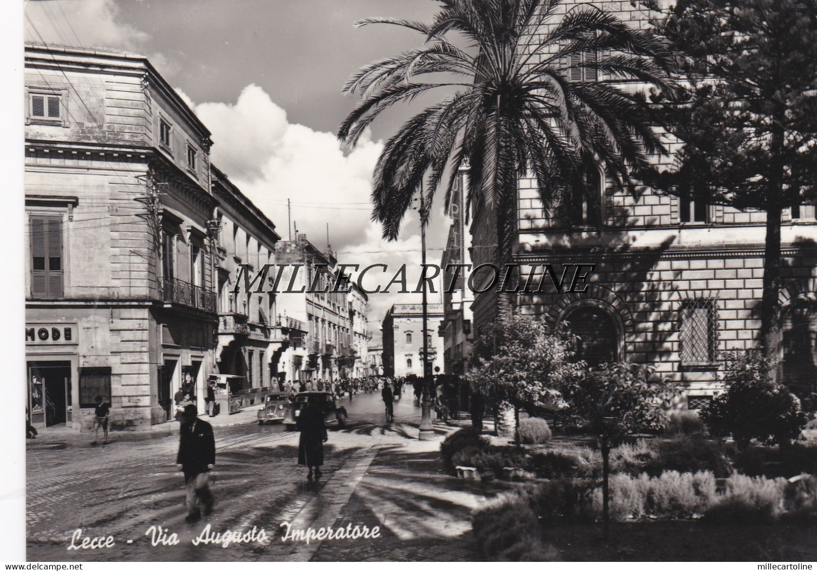 LECCE:  Via Augusto Imperatore