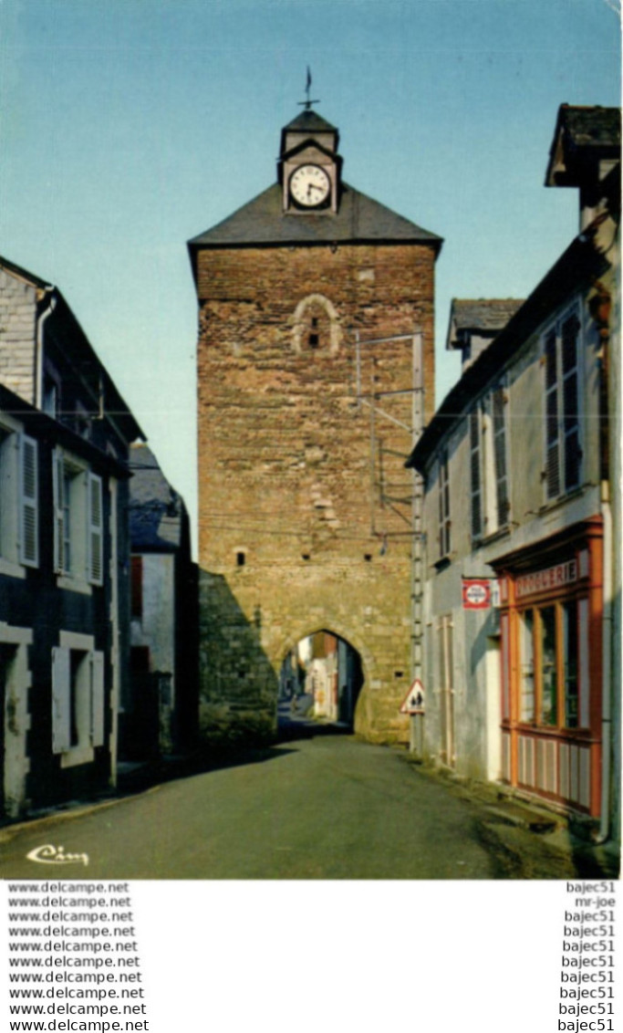 Lembeye - la vieille porte