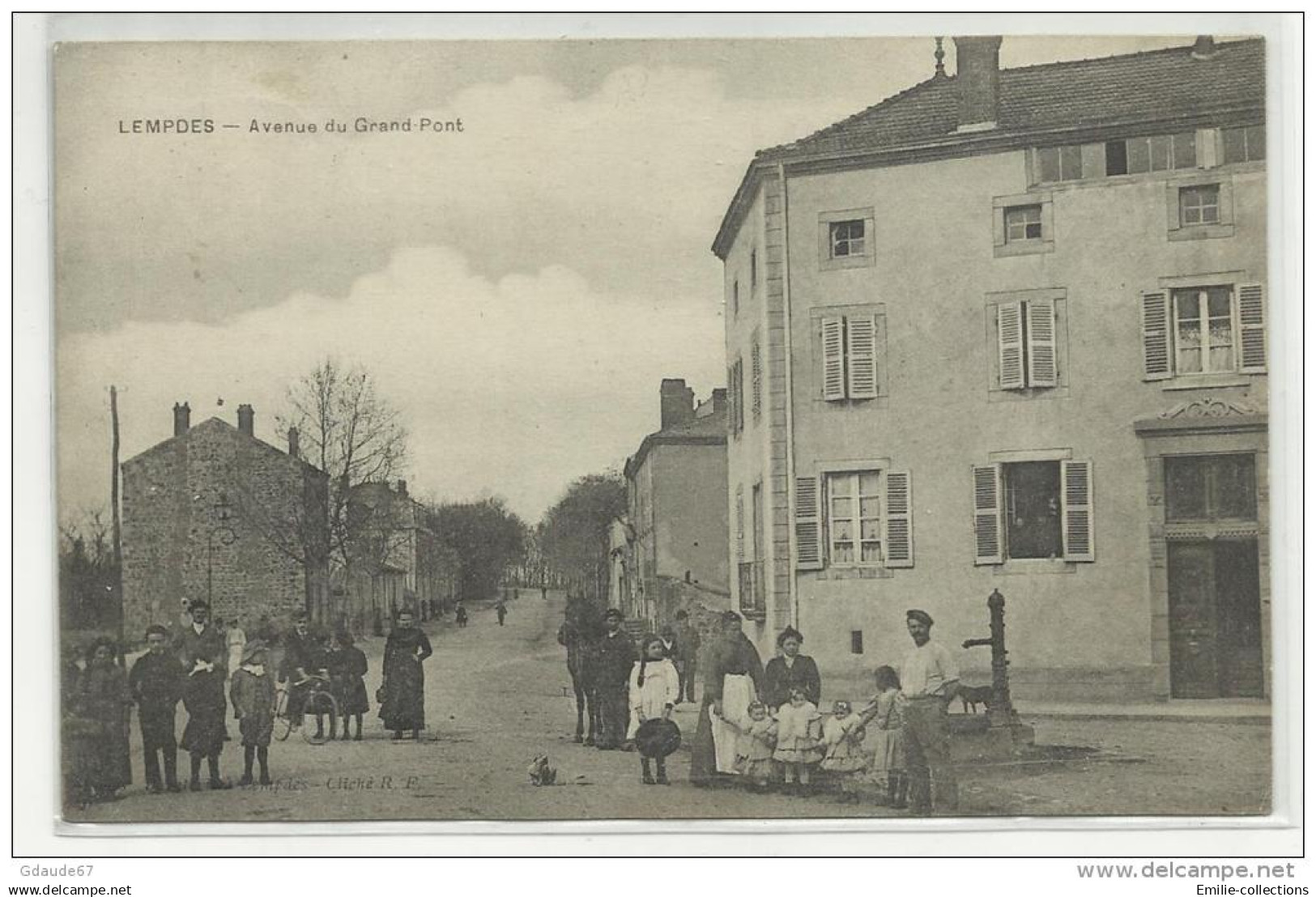 LEMPDES (63) - AVENUE DU GRAND PONT