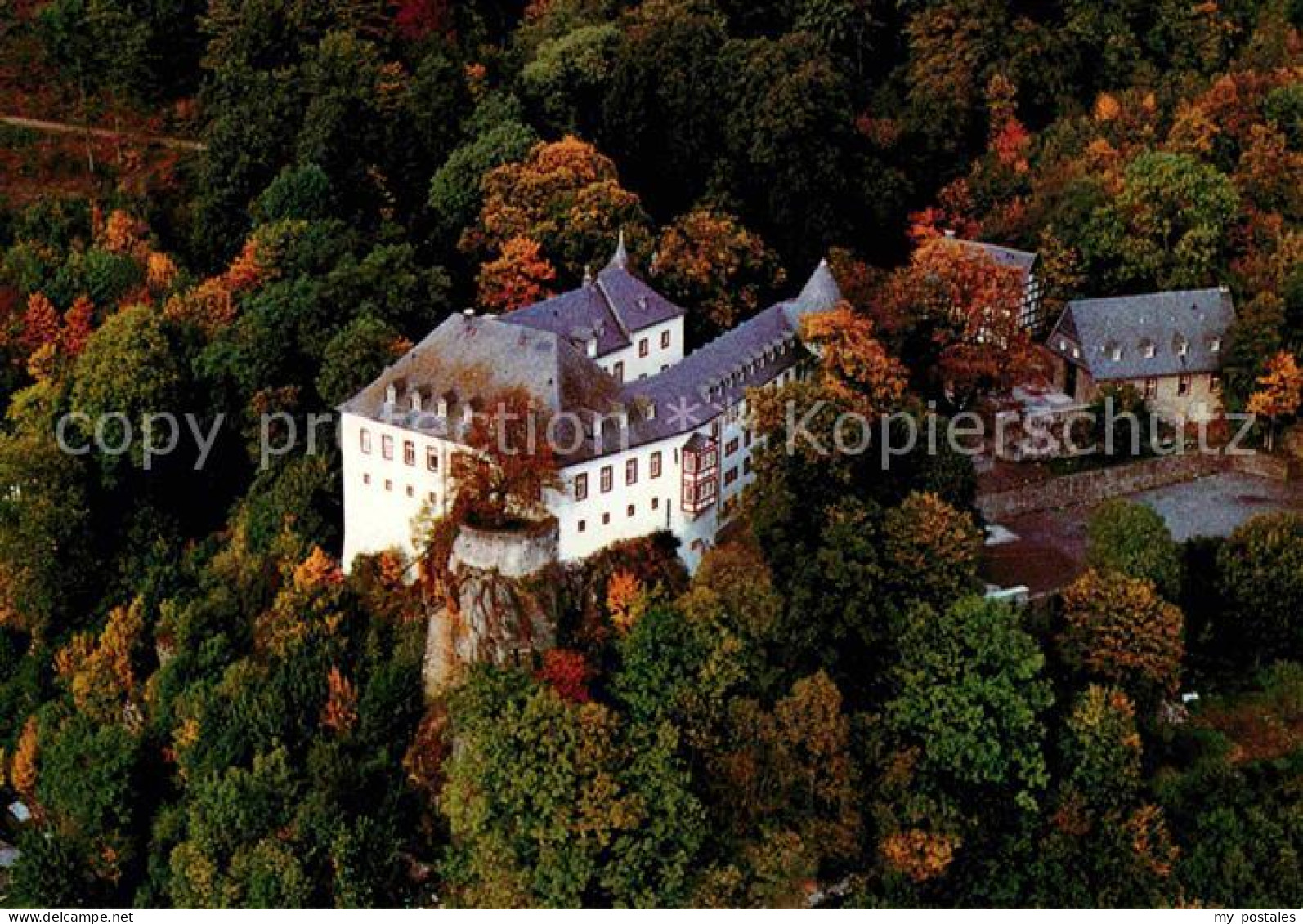 Lennestadt Fliegeraufnahme Jugendburg Bilstein