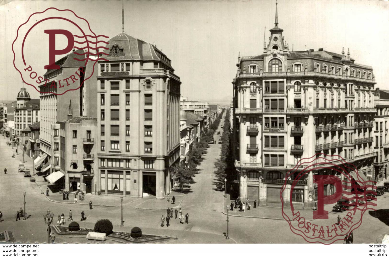 LEÓN. AVENIDA DEL PADRE ISLA