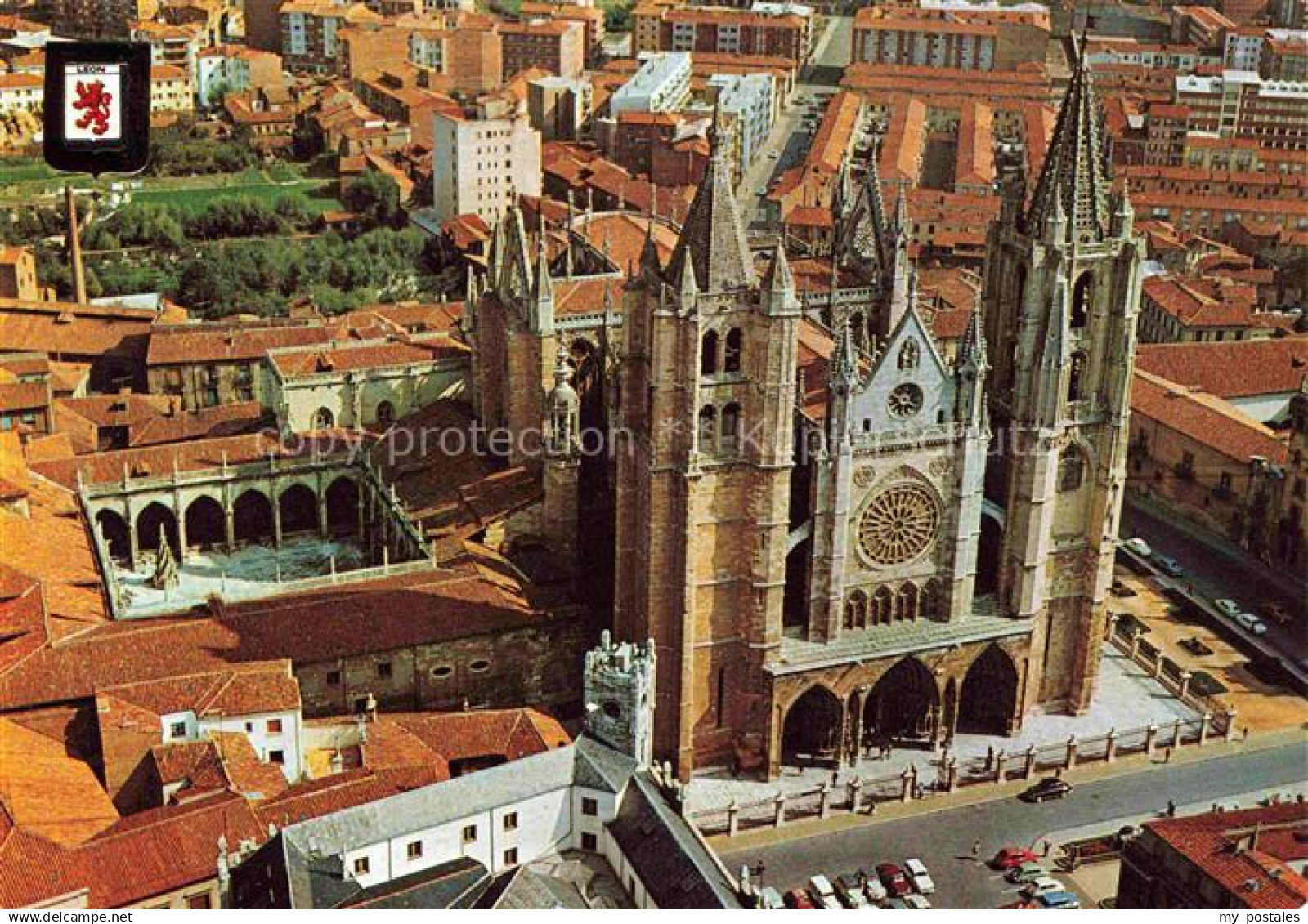 Leon Castilla y Leon ES La catedral vista aérea
