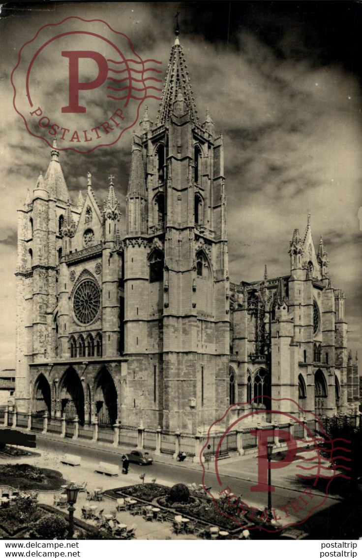 León Catedral Fachada principal Castilla y León. España Spain