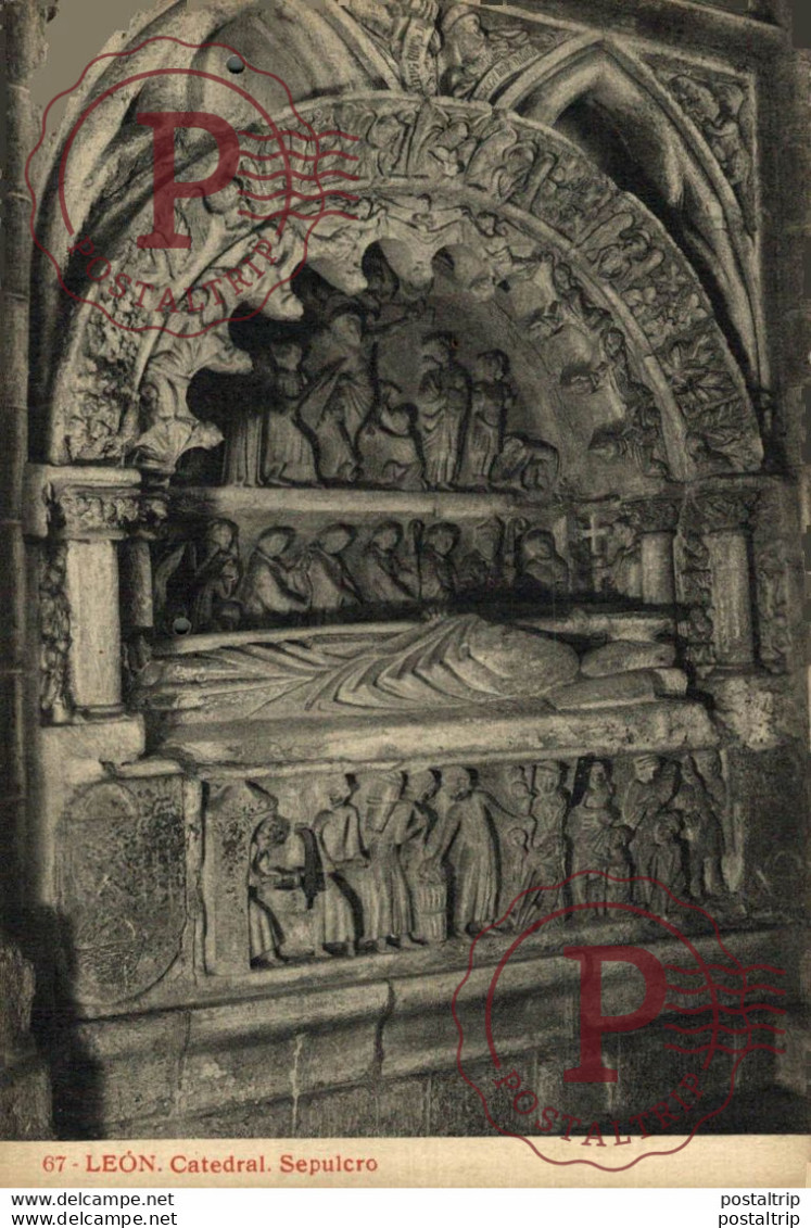 León Catedral Sepulcro Castilla y León. España Spain