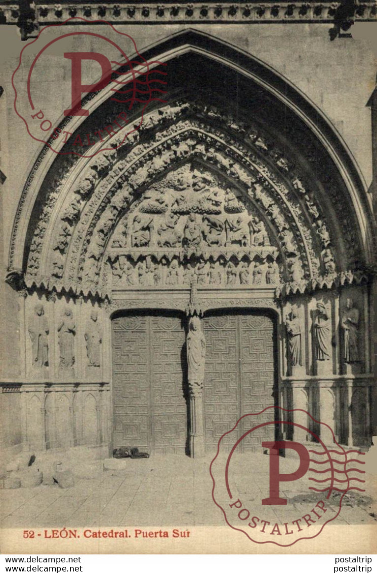 León Puerta Sur Castilla y León. España Spain
