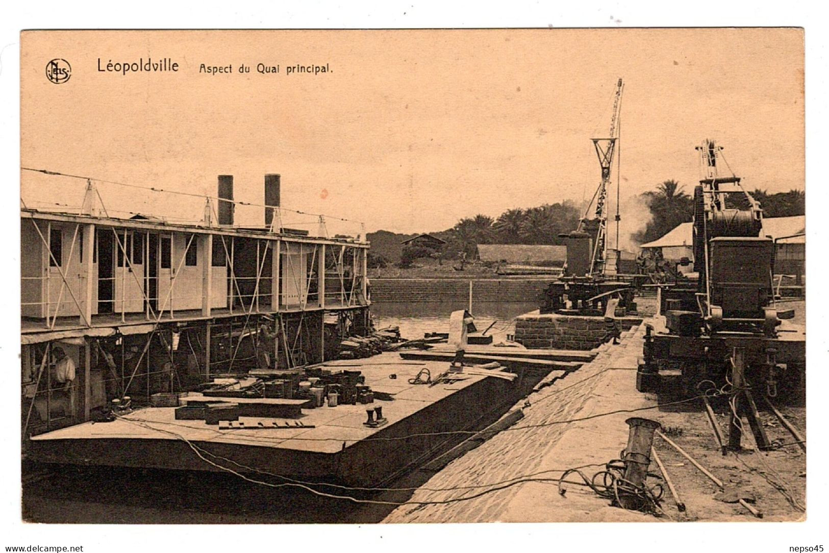 Léopoldville ( Kinshsa.).Afrique.Congo.Aspect du Quai principal.