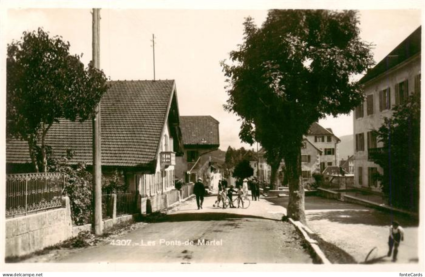 Les Ponts-de-Martel NE Strassenpartie