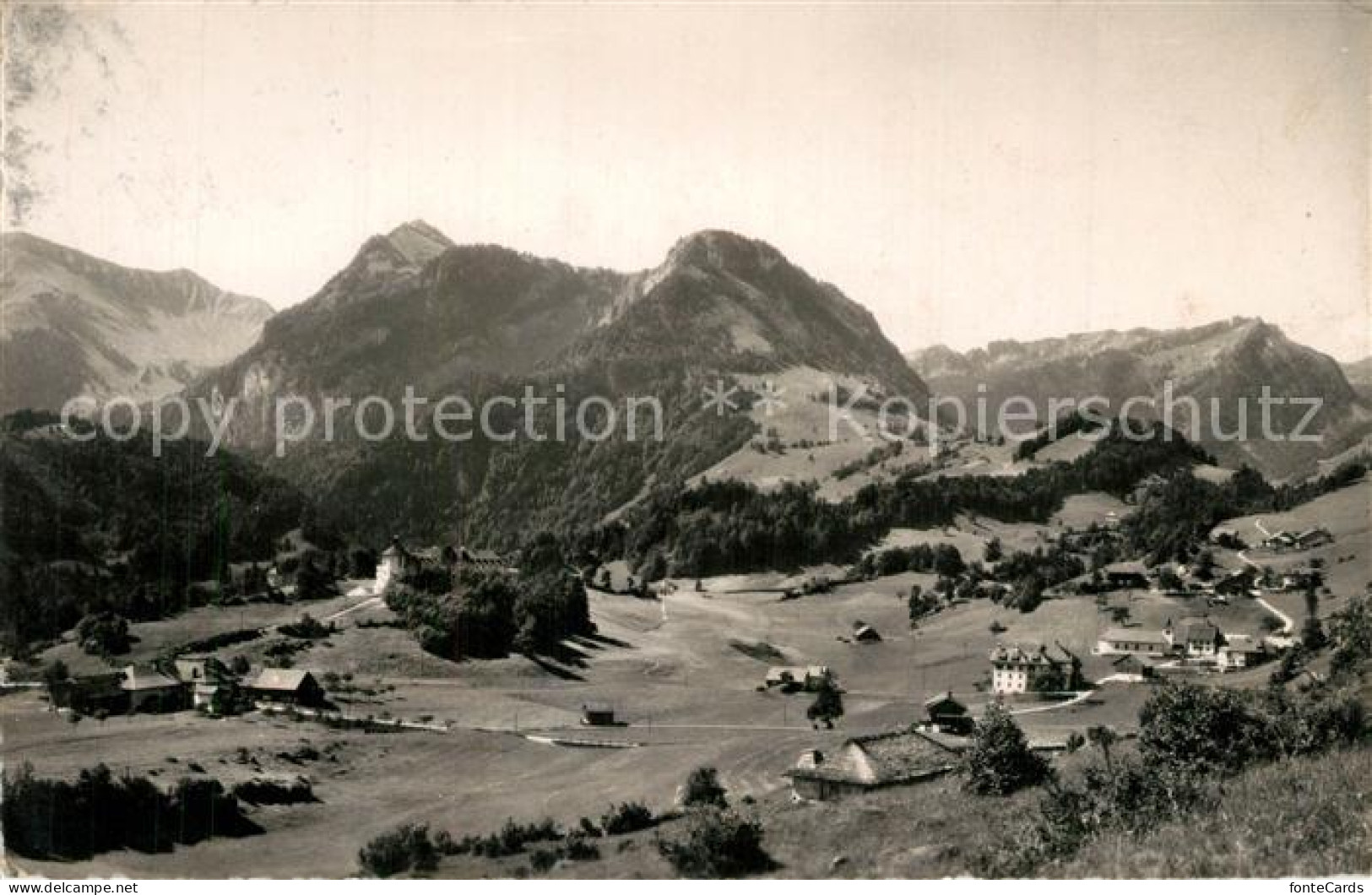 Les Sciernes-d Albeuve Fliegeraufnahme Dent de Corjon Rochers de Naye
