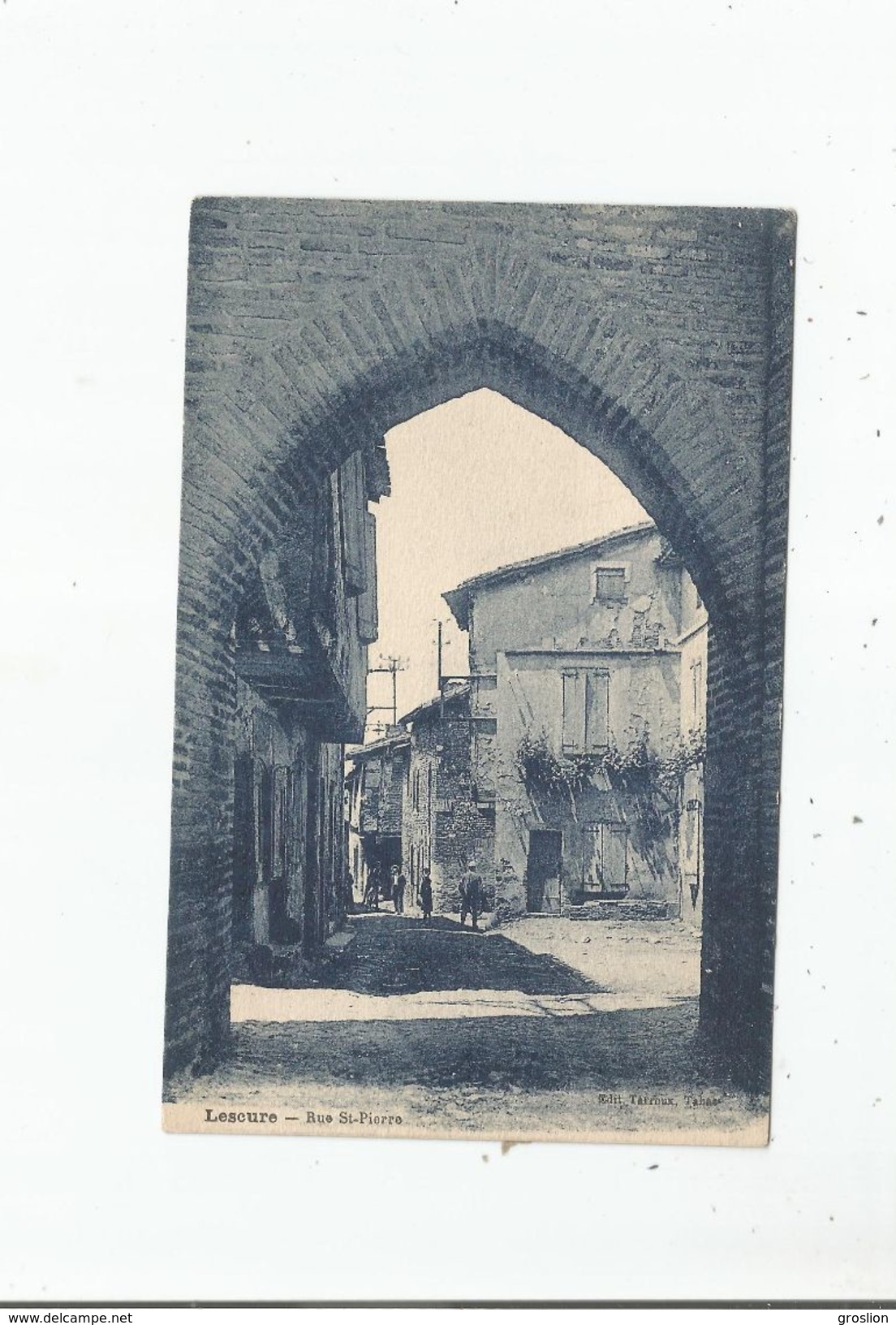 LESCURE D'ALBIGEOIS (TARN) RUE SAINT PIERRE (PETITE ANIMATION)