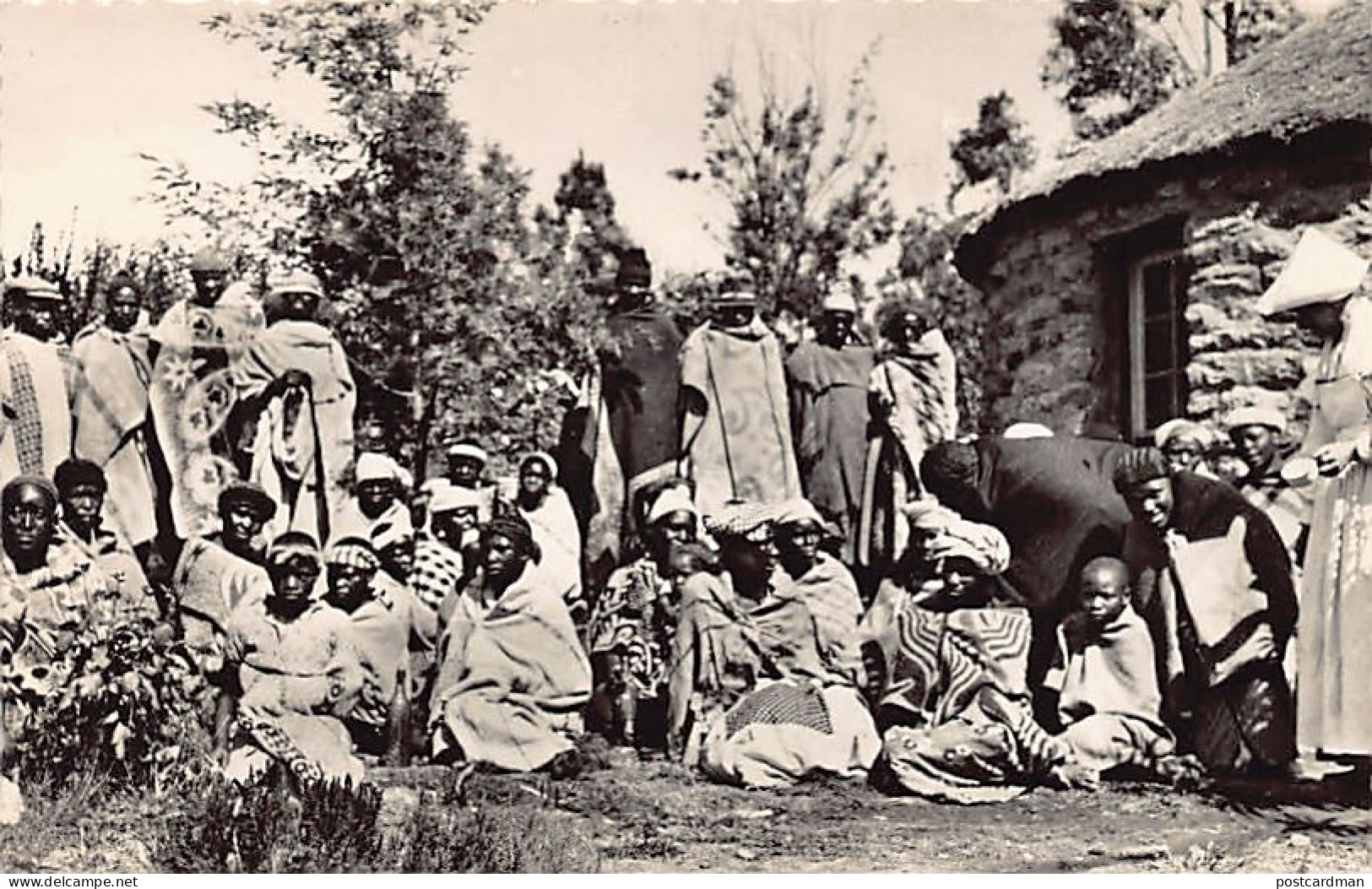 LESOTHO - A nurse and her patients - Ed. F. Chapeau 7