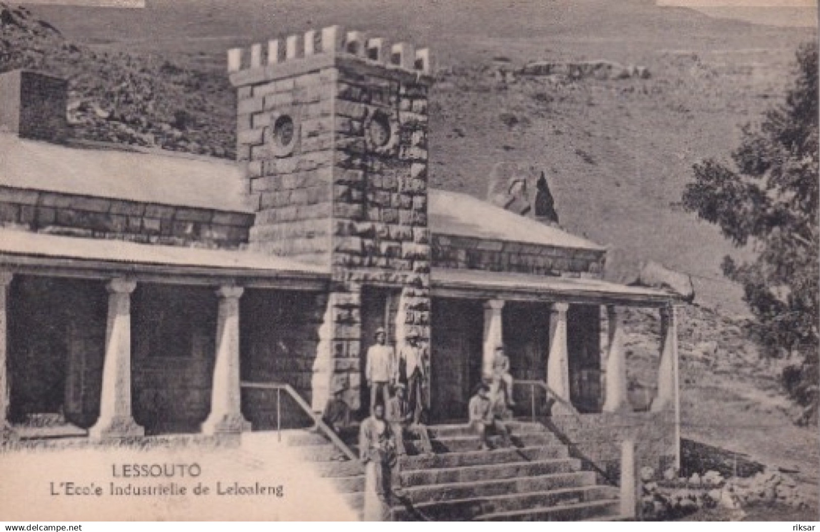 LESOTHO(TYPE) ECOLE(LELOALENG)