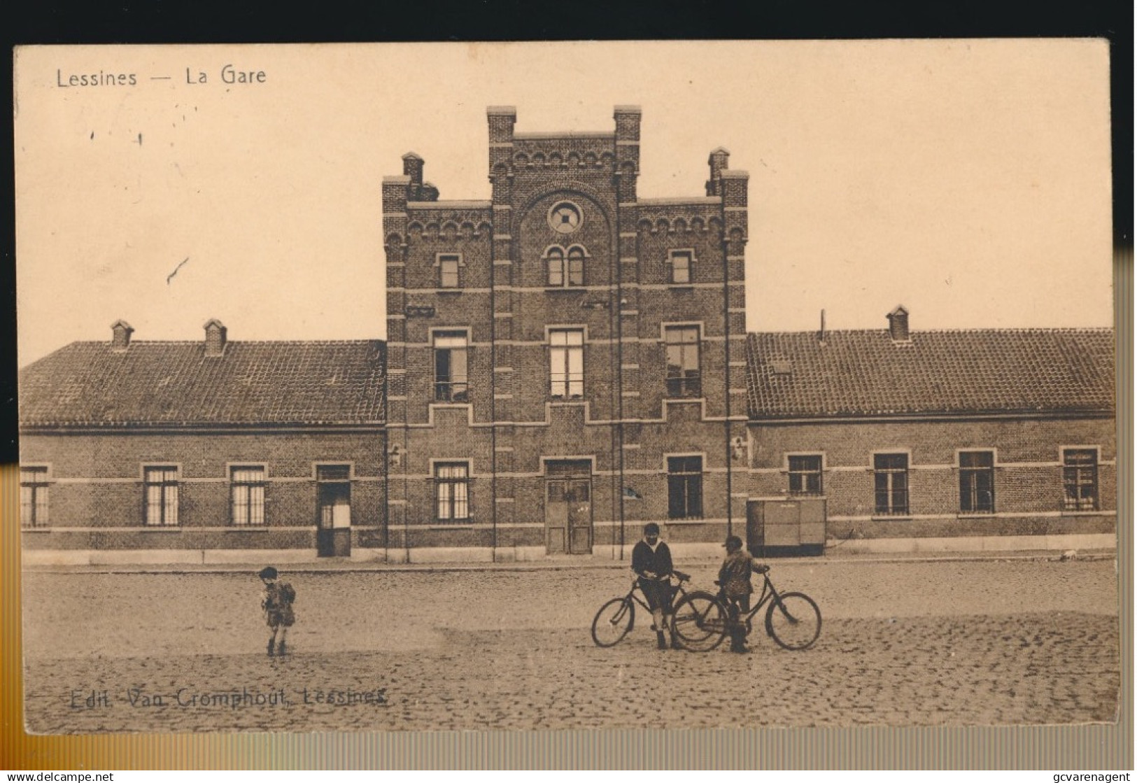 LESSINES     LA GARE