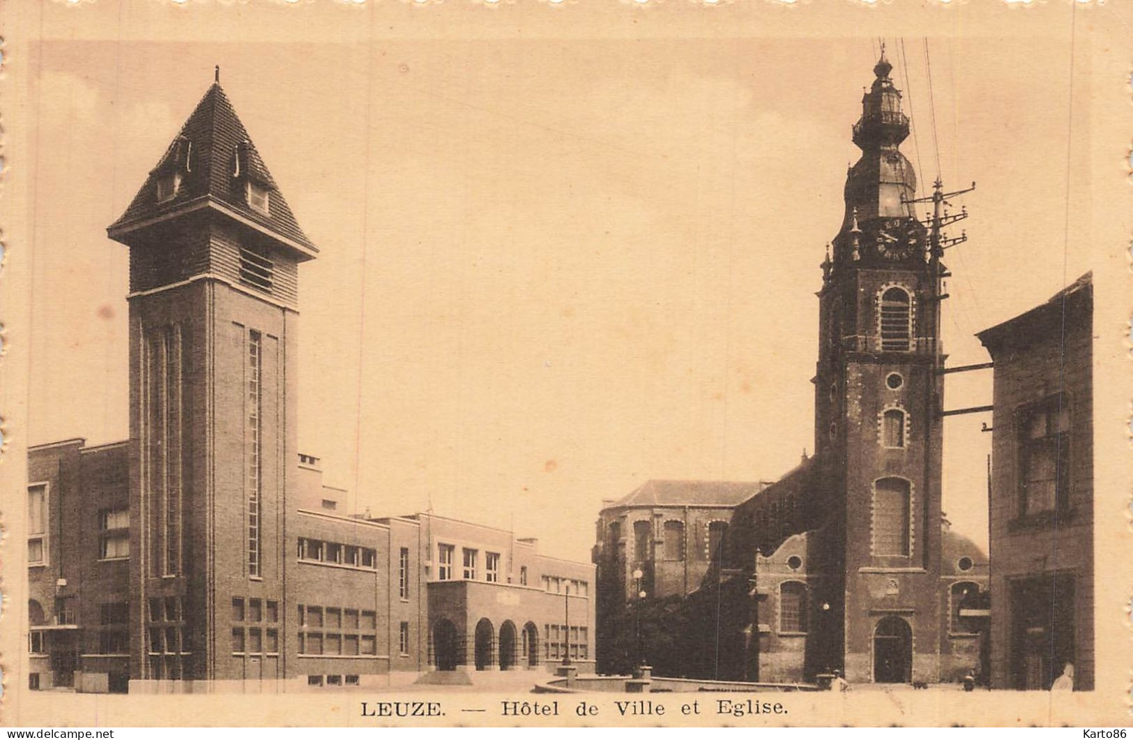 leuze en hainaut * place , hôtel de ville et église * belgique