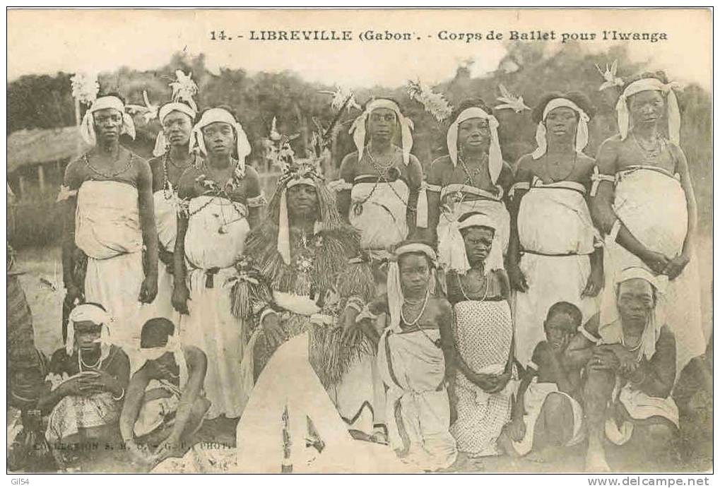 Libreville  (Gabon)  - corps de Ballet pour l´Iwanga  -  od02