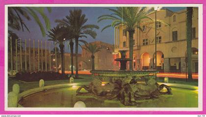 281360 / Libya - Tripoli - Italian fountain Green Square Night PC  Libyen Libye Libie