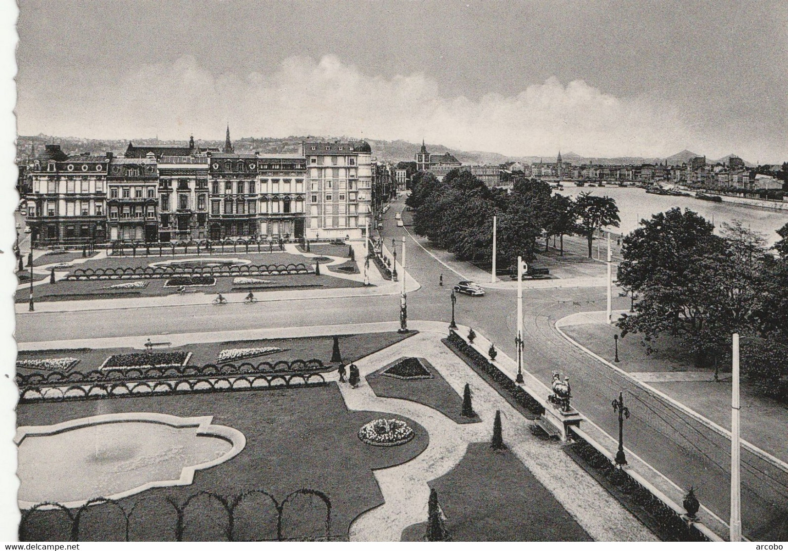 Liege Luik Les Terrasses et la Meuse