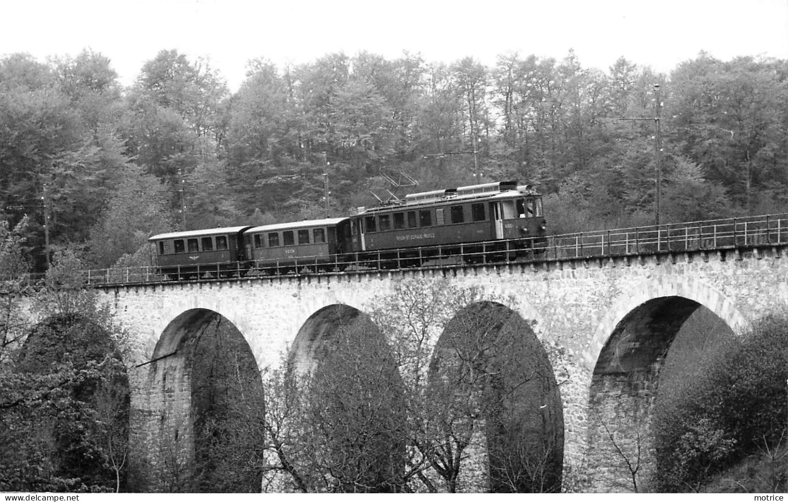LIGNE DE CHEMIN DE FER Nyon-Saint Cergue- morez - Viaduc de Givrins (photo format carte ancienne).