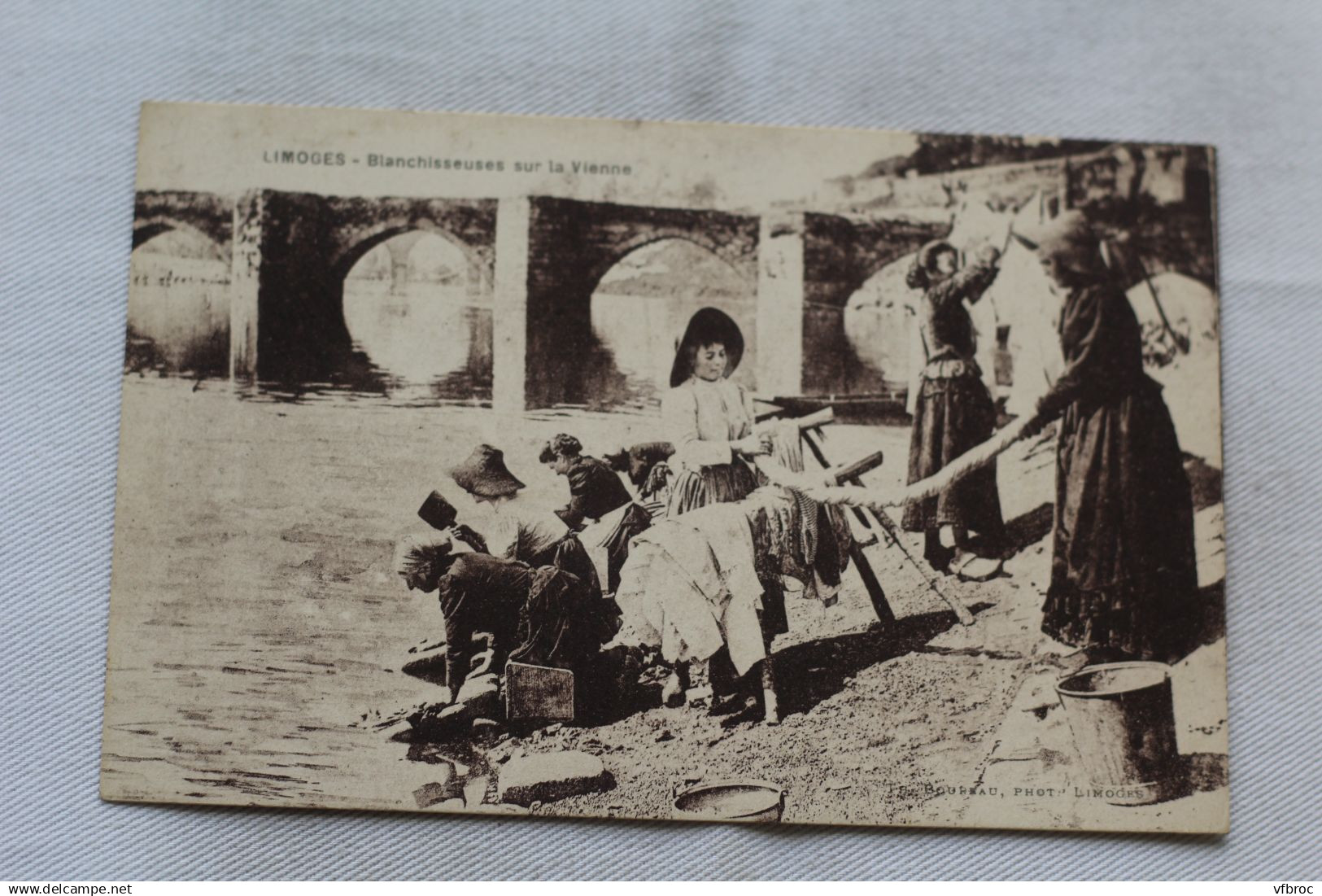 Limoges, blanchisseuses sur la Vienne, Haute Vienne 87