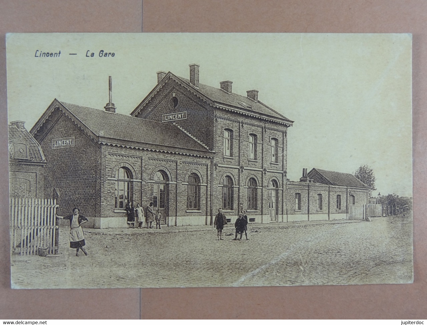 Lincent La gare