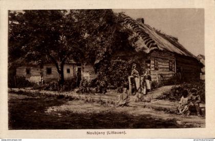 CPA Noubjany Litauen, Wohnhaus, Familie