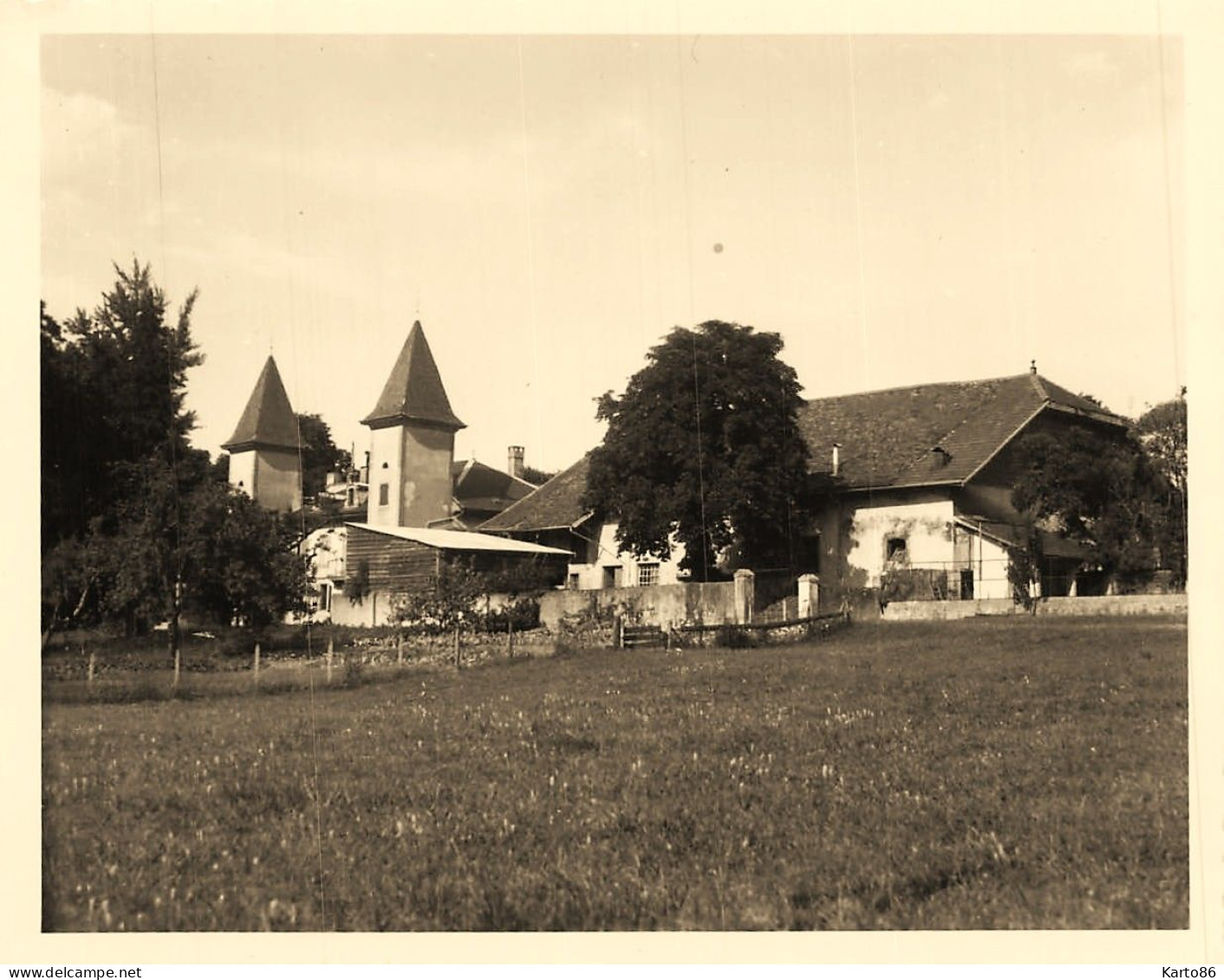 livron , drôme * le château de livron * cliché ancien circa 1950
