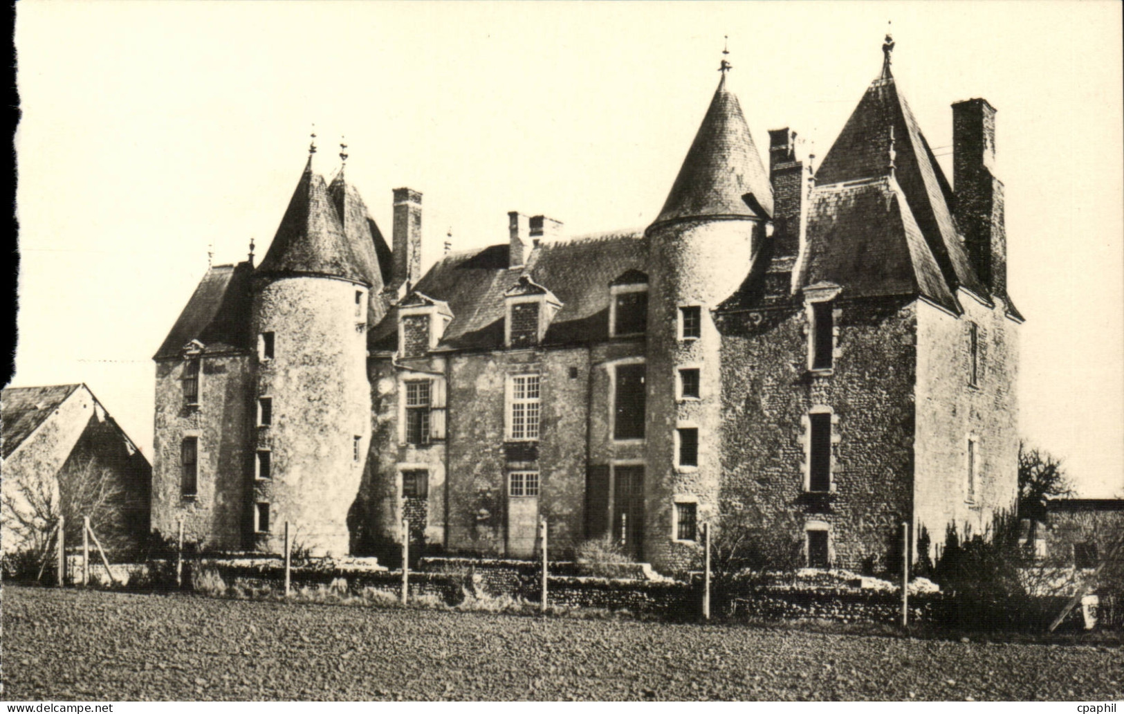 Loigny la Bataille CPA Chateau de Villepion ou Sonis et Charette ont organise l'assaut de loigny